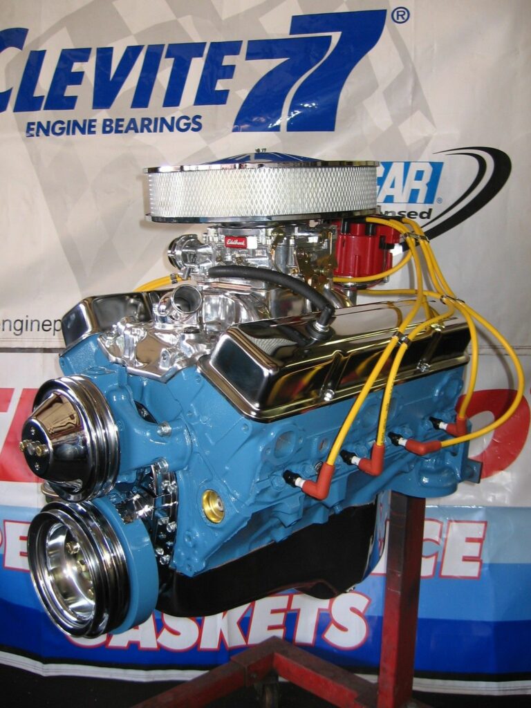 Chevy 350 / 325 HP High Performance Turn-Key Crate Engine - Five Star ...